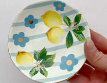 Load and play video in Gallery viewer, Frutti Bloom Lemon Trinket
